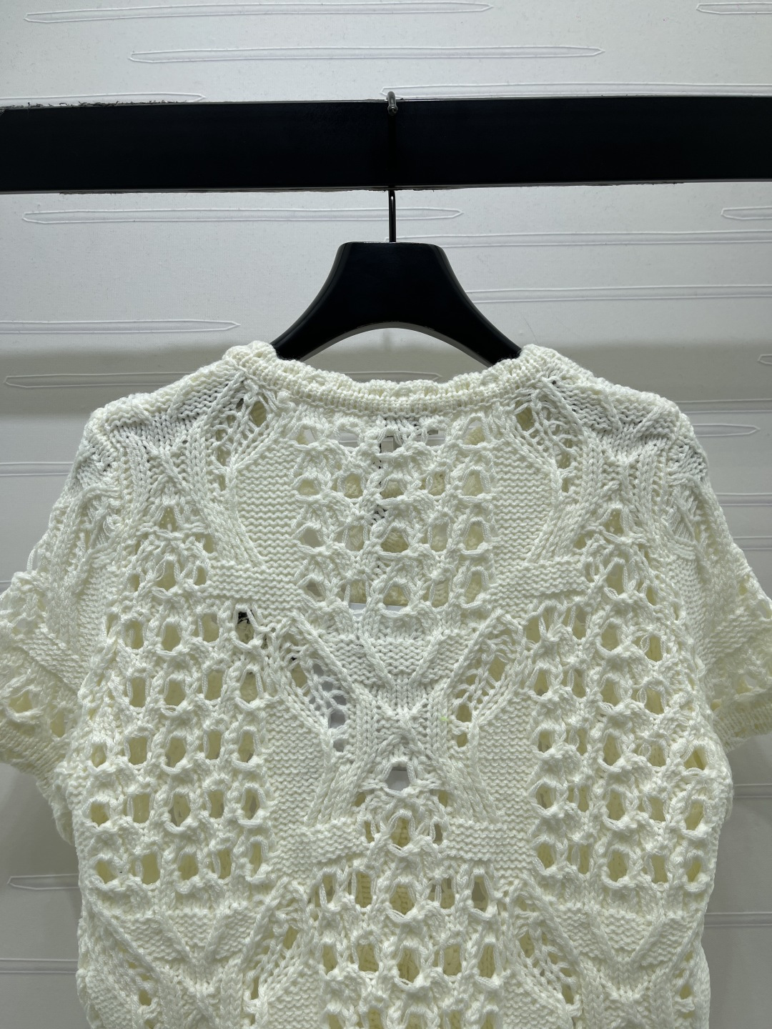Women's short sleeves